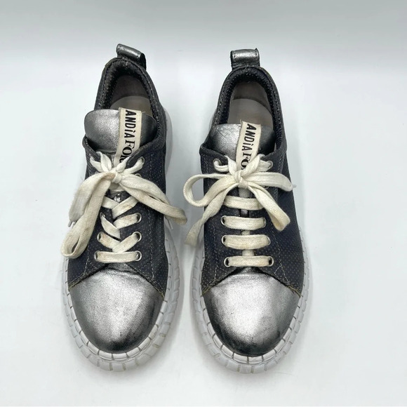 Andia Fora metallic silver Italian leather sneakers size 40/10 - Picture 2 of 8